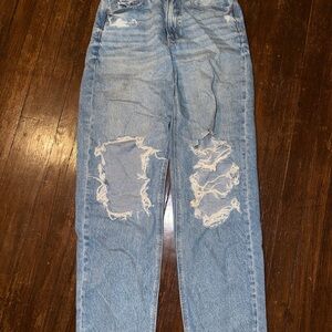 American Eagle Outfitters Light Blue Distressed Jeans